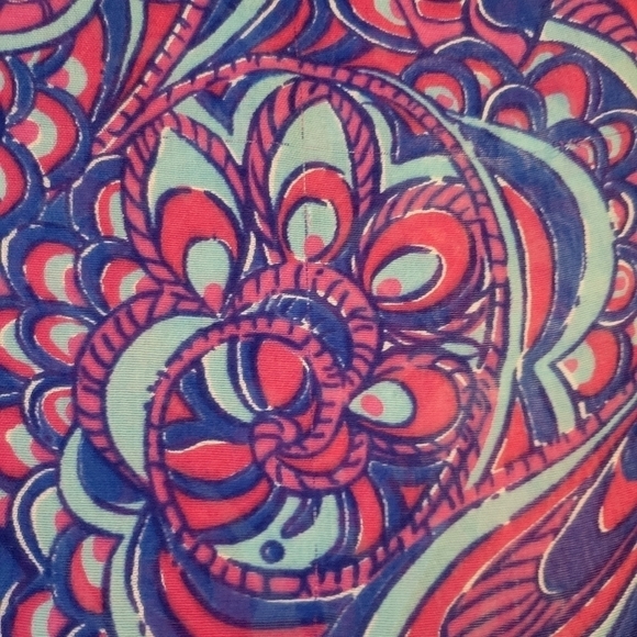 Lilly pulitzer Riley Infinity Scarf. - Picture 8 of 11